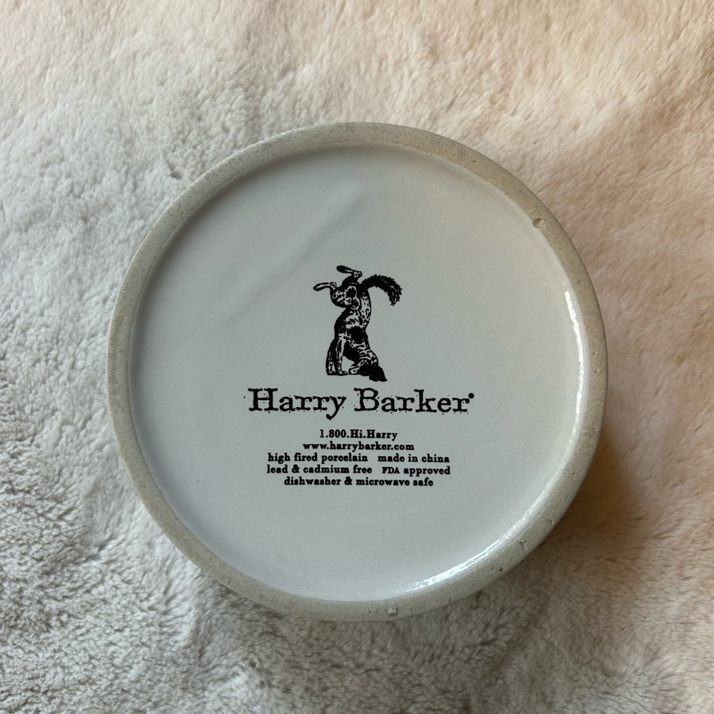 Cute Cat Water Dish with Black and White Cats - Picture 5 of 7